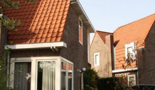 Voorgenomen fusies met Van Erfgooiers en 't Goede Woonhuys