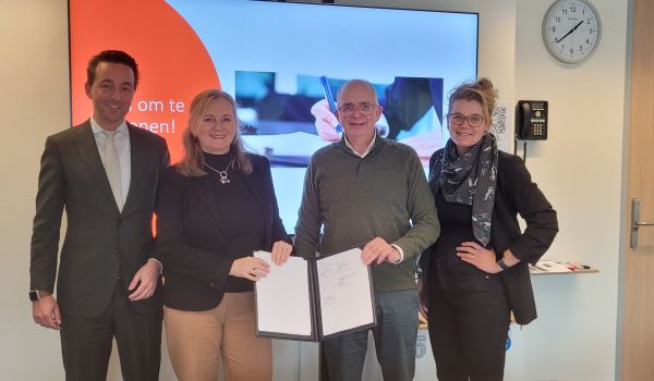 Gemeente en woningcorporaties ondertekenen convenant adresfraude