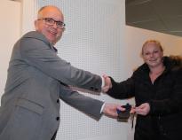 Sleutel voor huurders nieuwe woningen Drakenburgerweg in Baarn