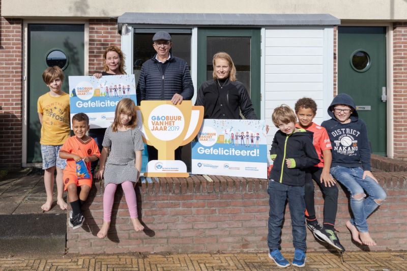 Anki Coumans (43) uit Hilversum wint Buur van het Jaar Award 2