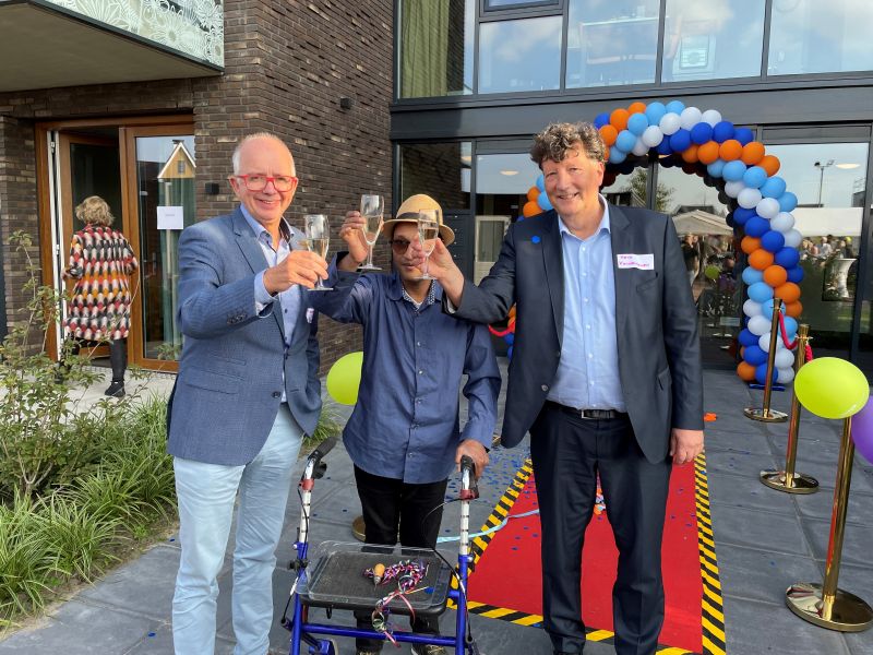 Feestelijke opening nieuwe woningen Sherpa: ‘Veel meer ruimte én makkelijker in contact met elkaar’ 1
